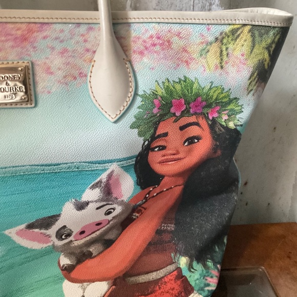 Disney Moana Dooney and bourke tote - Picture 2 of 4